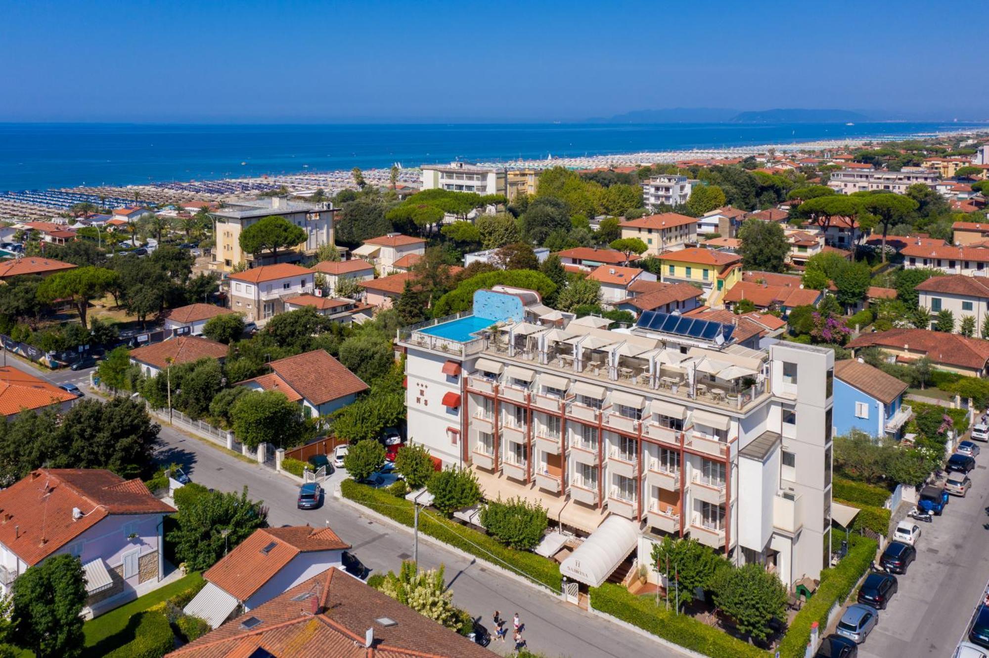 מרינה די פיאטרסנטה Hotel Nuova Sabrina מראה חיצוני תמונה